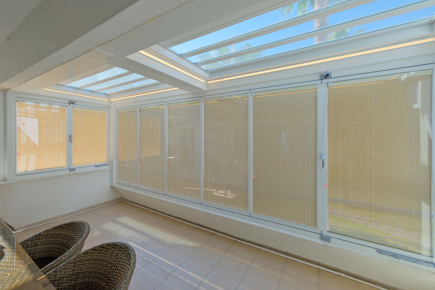 Ultra Insulated & Venetian Blind