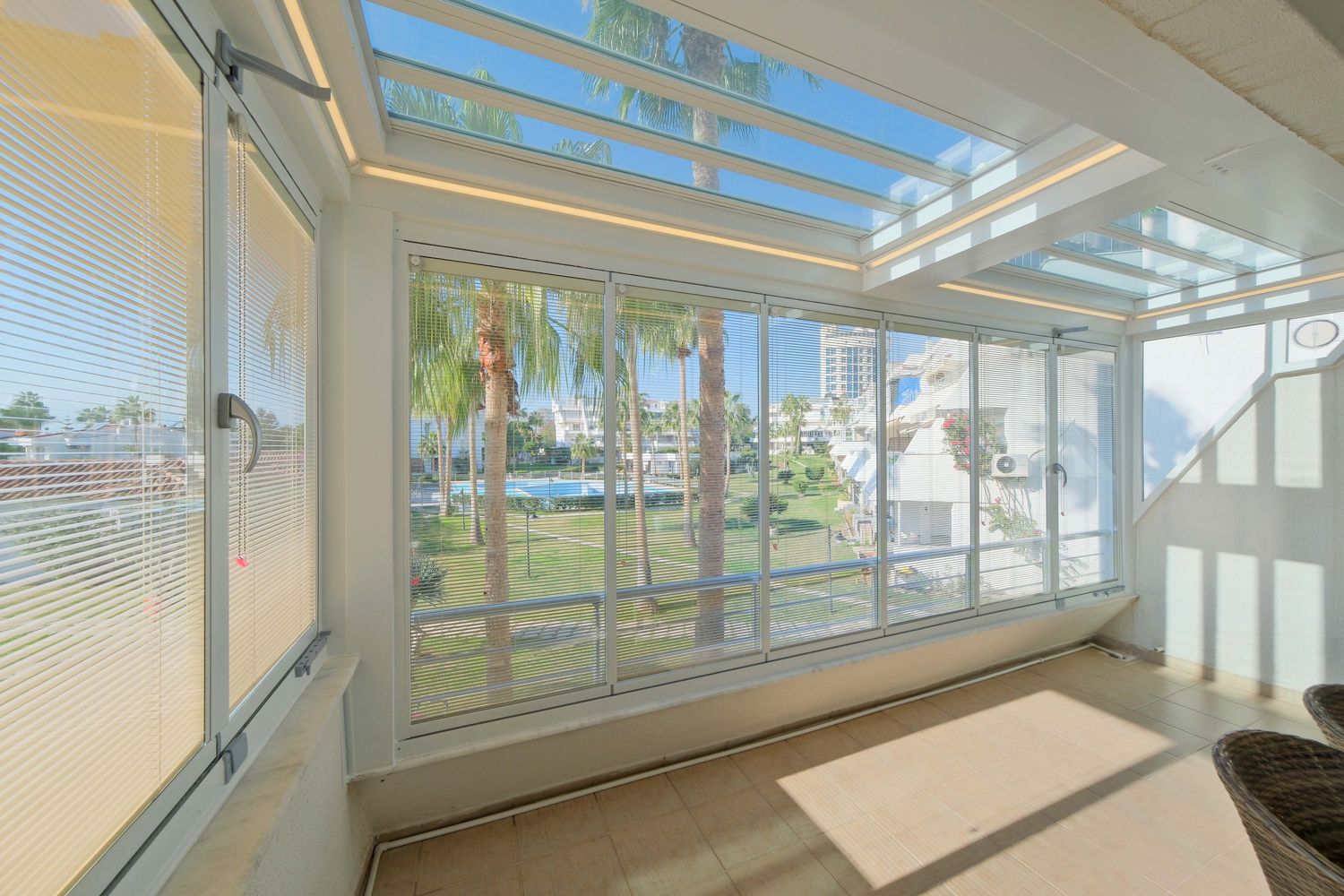 Ultra Insulated & Venetian Blind